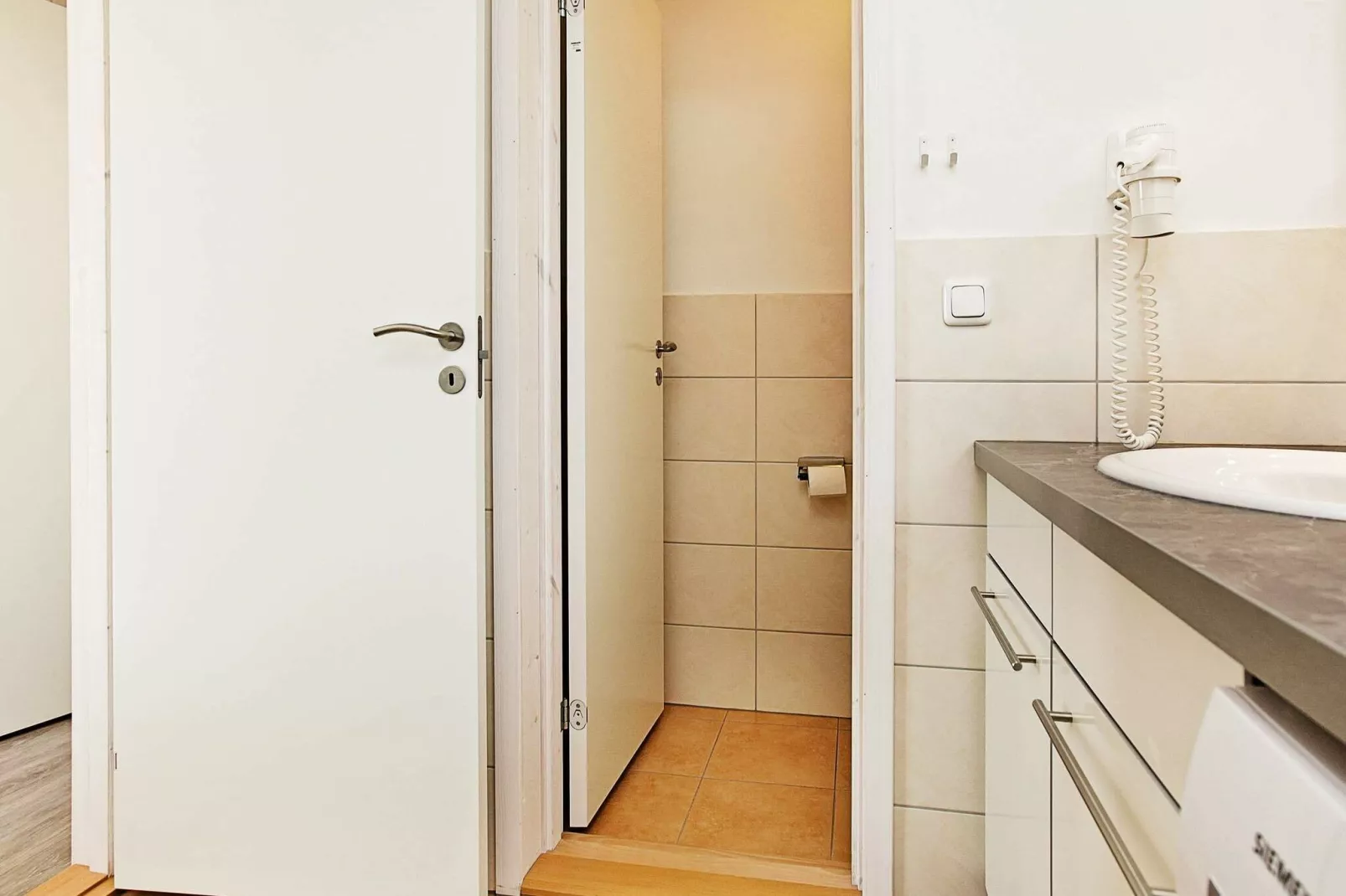 MERKUR 62+58 SW 1.RH.-Intérieur