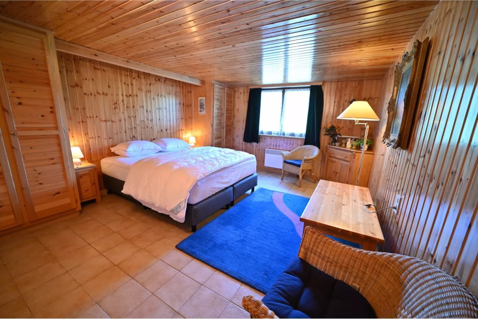River View-Bedroom