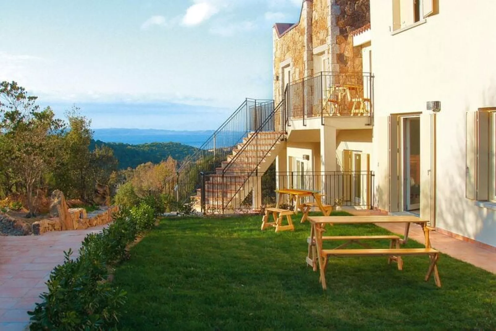 Holiday residence Ea Bianca, Baja Sardinia-Quadri 8-Exterior summer