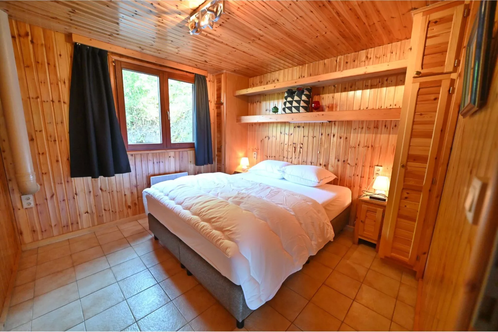 River View-Bedroom