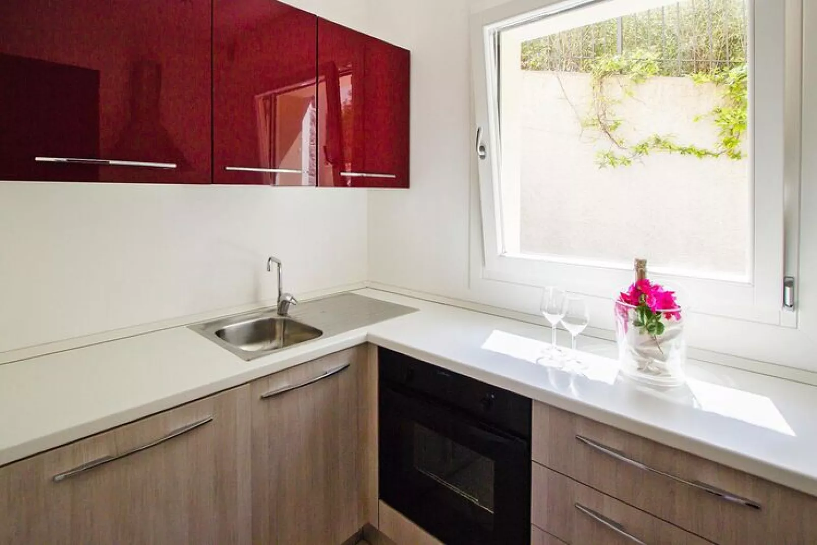 Holiday residence Ea Bianca, Baja Sardinia-Quadri 8-Kitchen