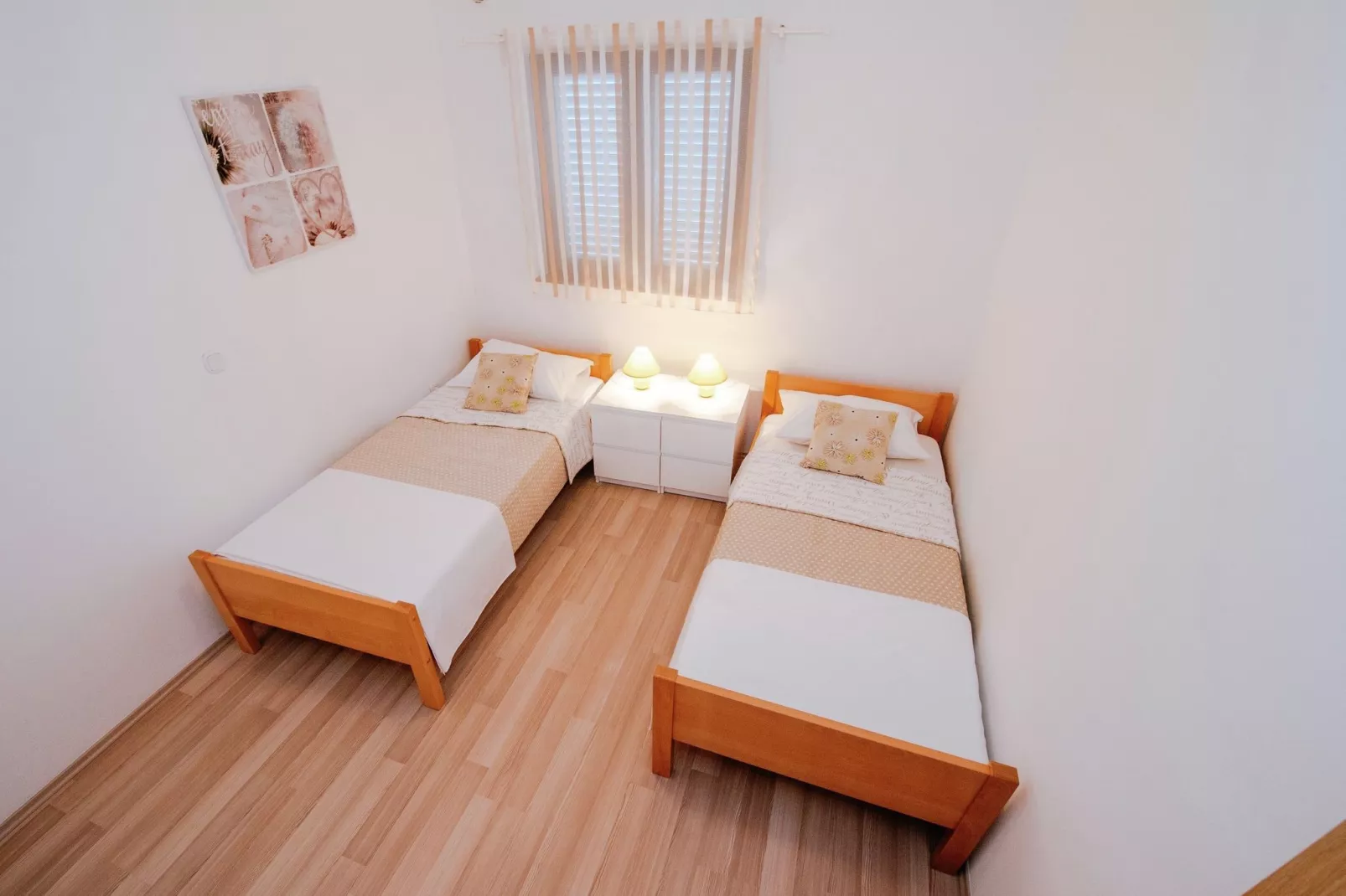 Apartment Masa-Bedroom