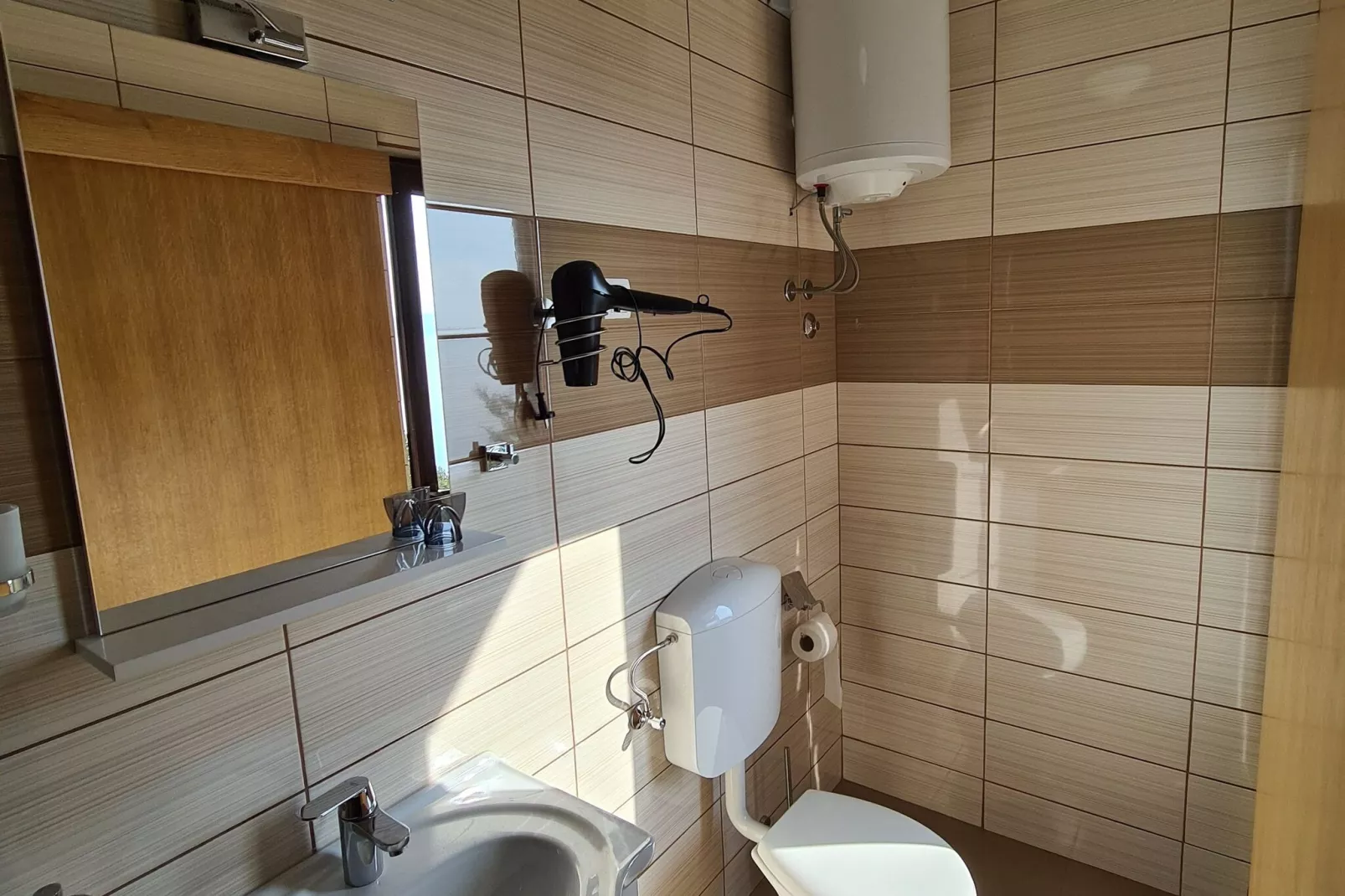 Apartment Masa-Bathroom