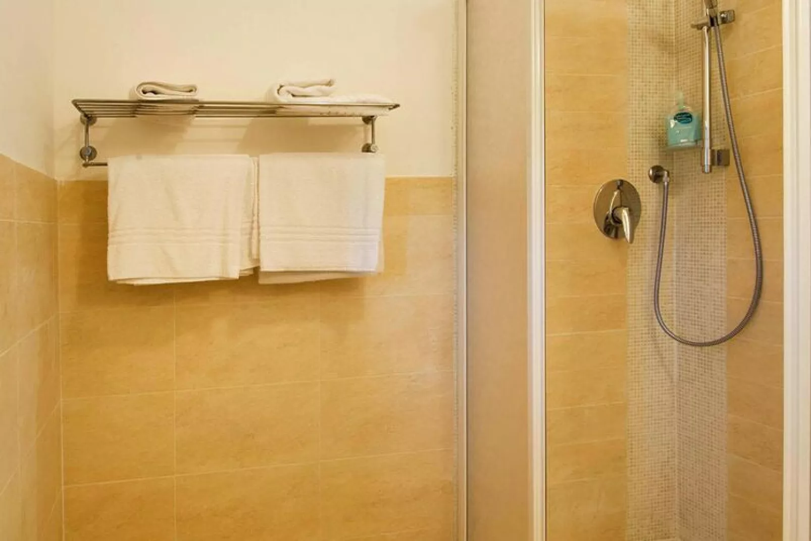 Holiday residence Ea Bianca, Baja Sardinia-Quadri 8-Bathroom