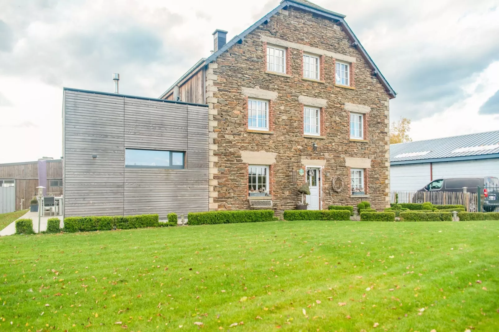 Gîte de la Ferme Louis-Exterior summer