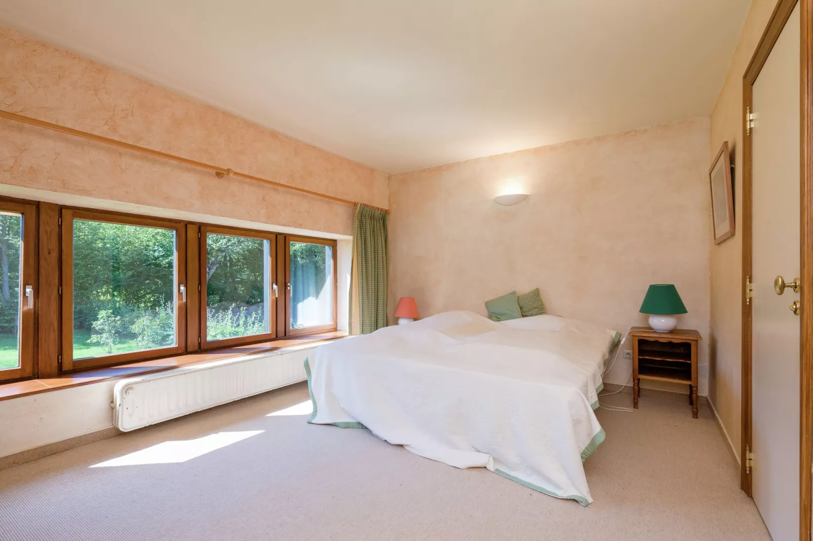 Les Petits Cotteaux-Bedroom
