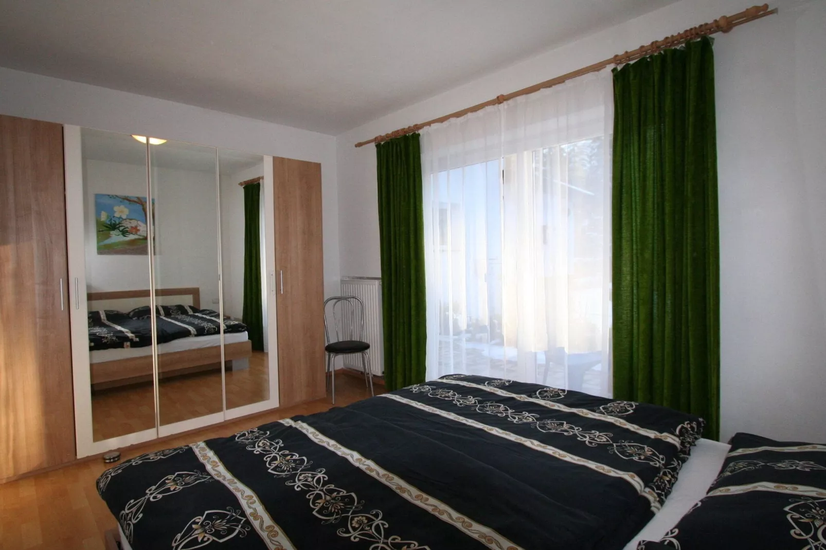 Romantika-Bedroom