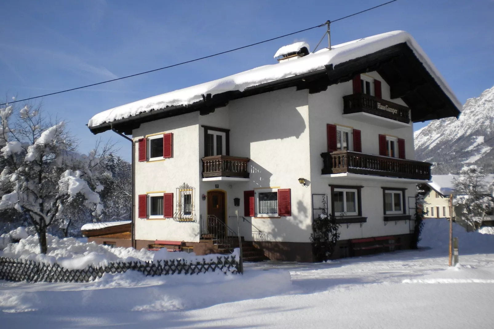 Gamper-Exterior winter