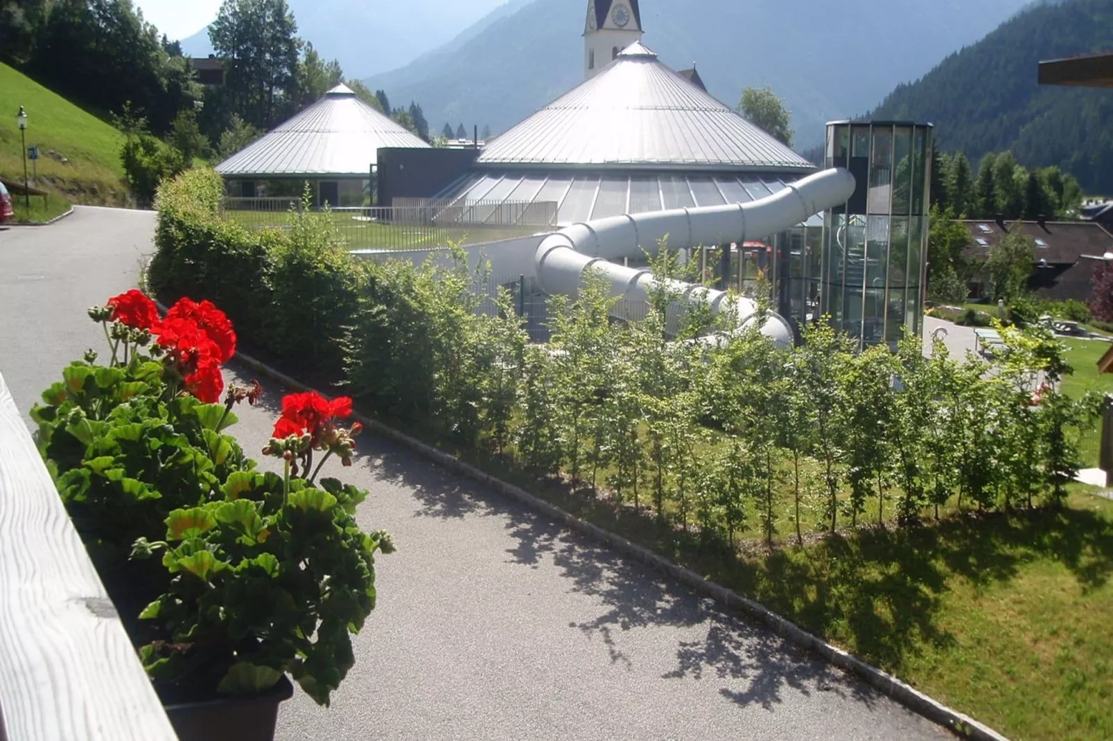 Drive in chalet-Areas summer 1km