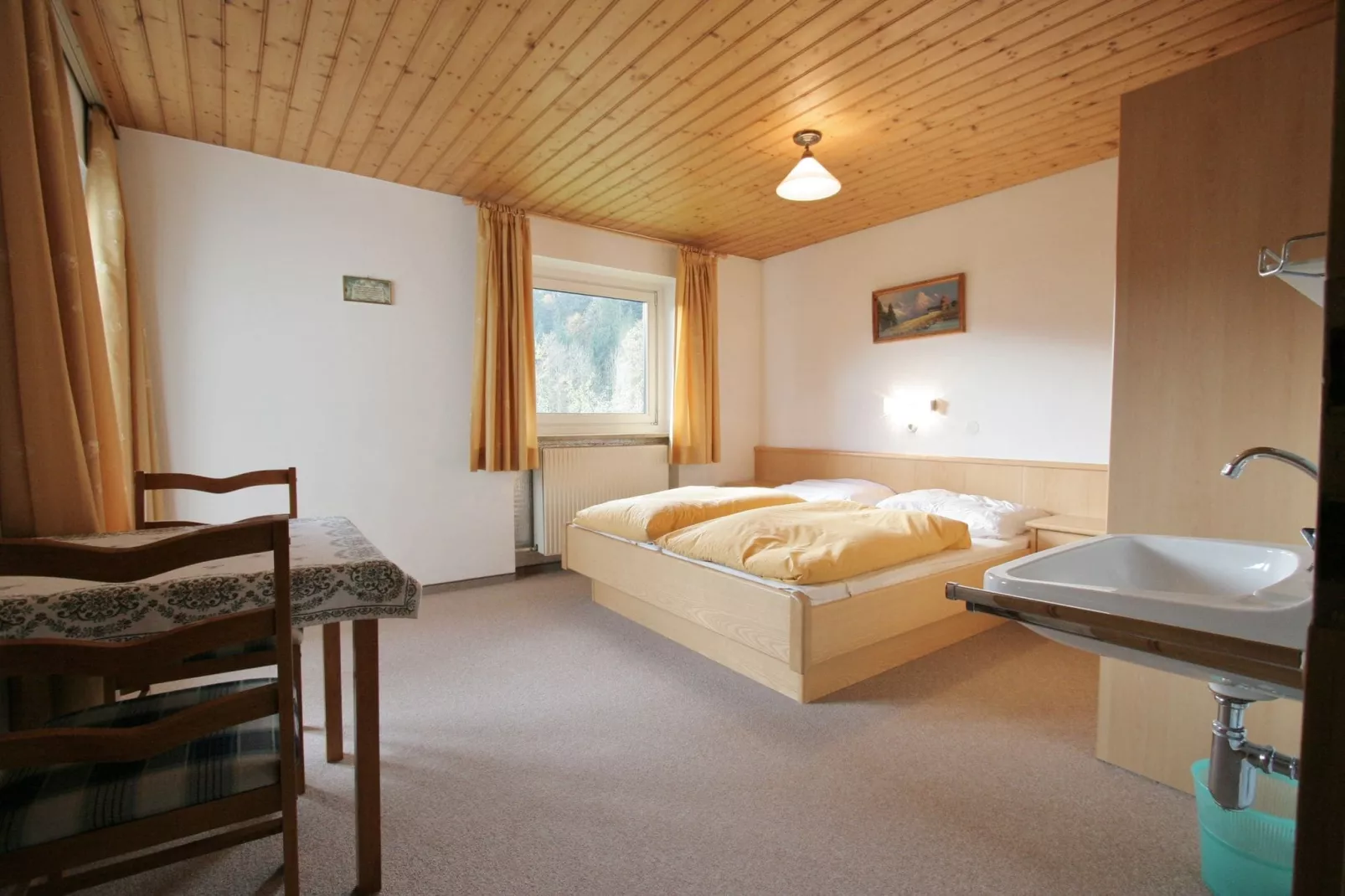 Gamper-Bedroom