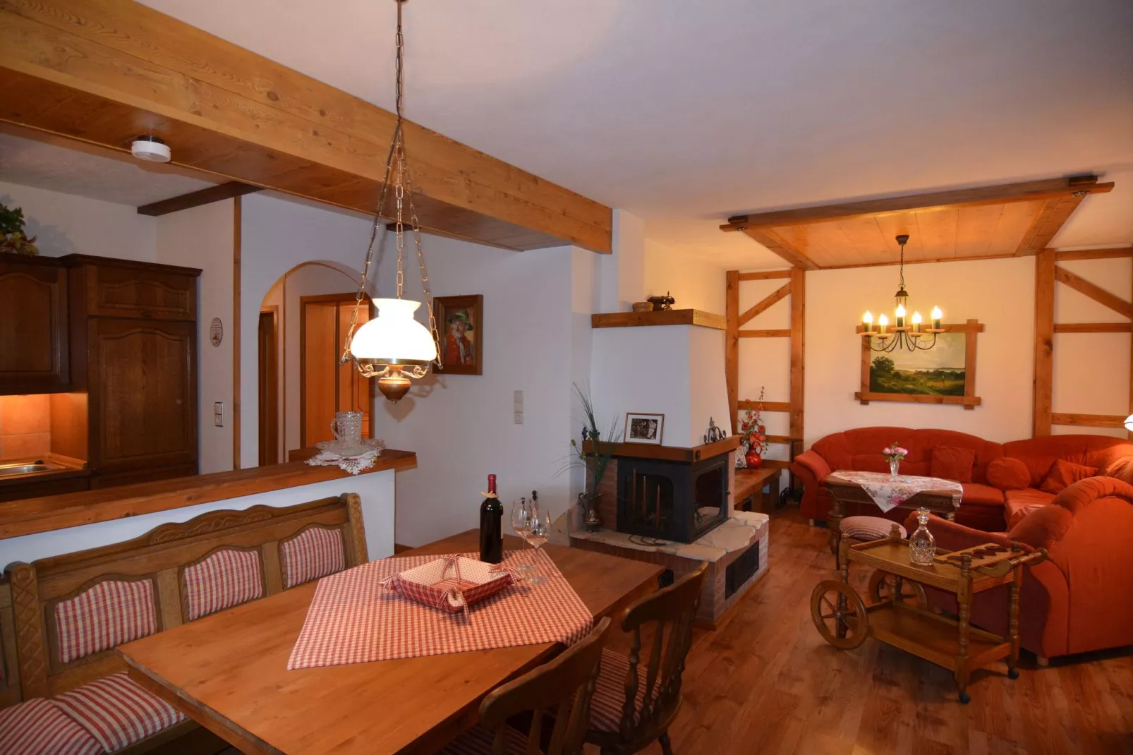 Wildrose-Living room