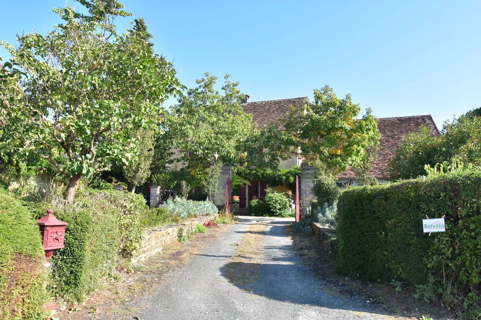 Maison de vacances St Jory las Bloux-Exterior summer