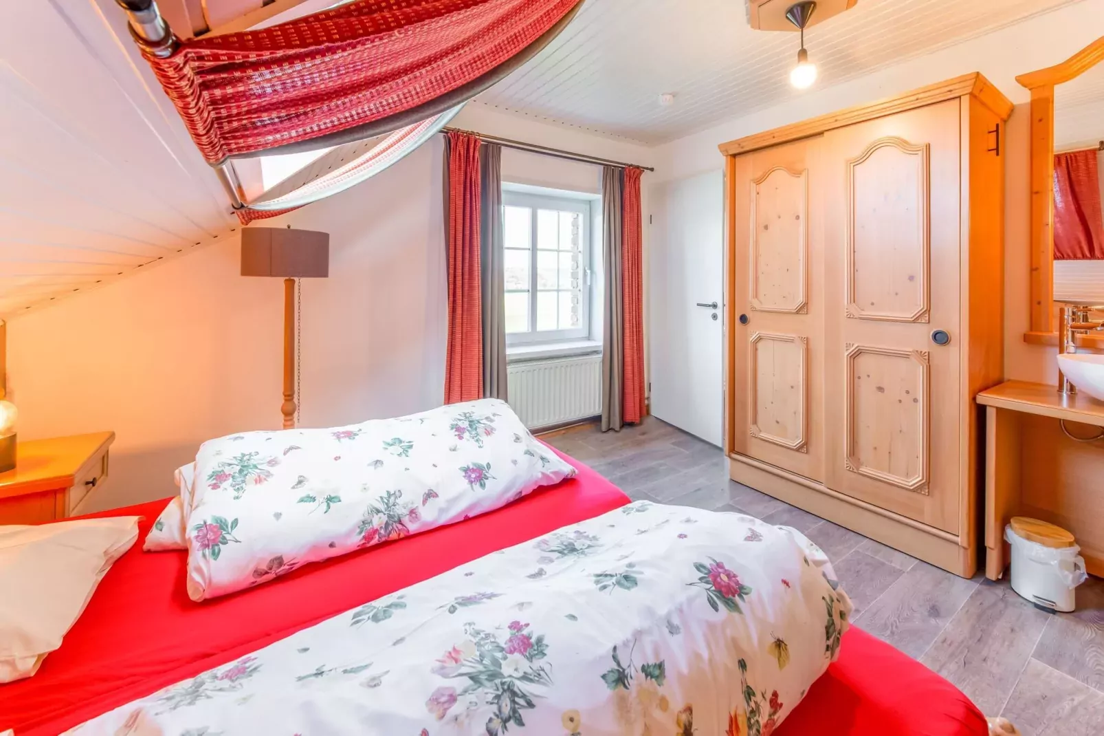 Gîte de la Ferme Louis-Bedroom
