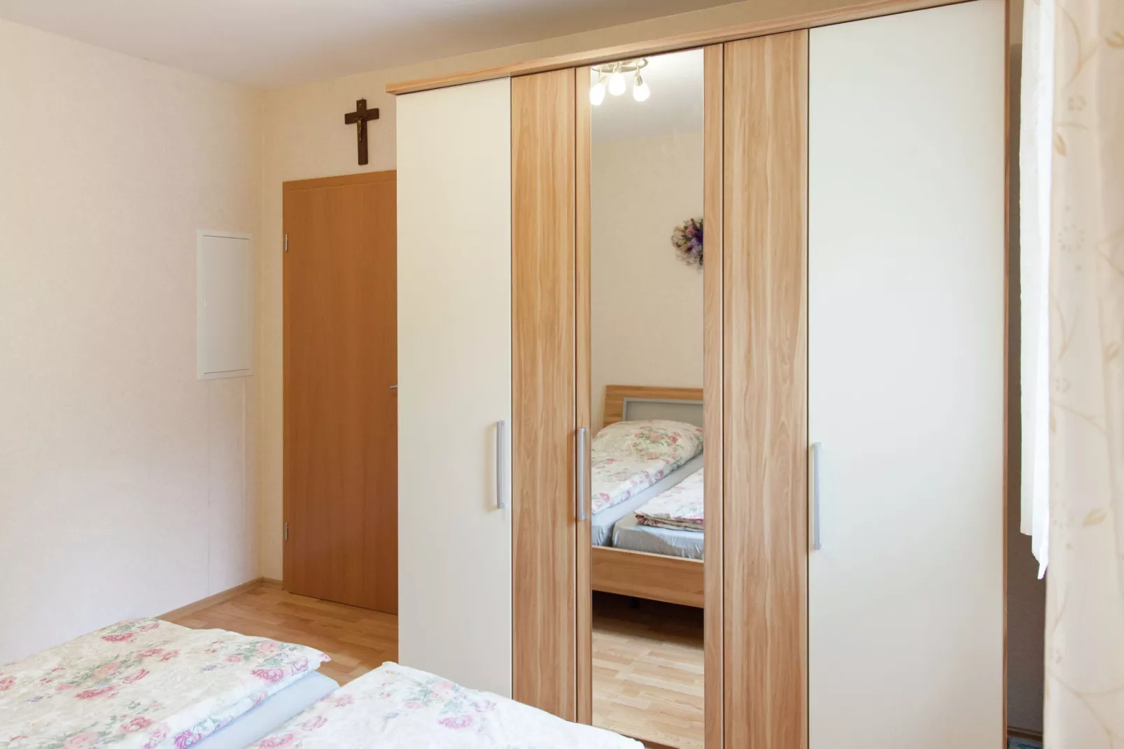 Ferienwohnung Burkart-Bedroom