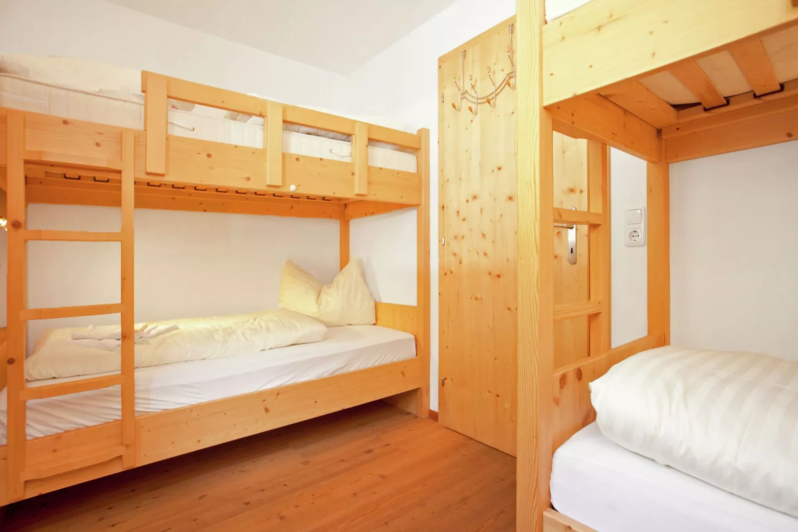Maisonette am Bad-Bedroom
