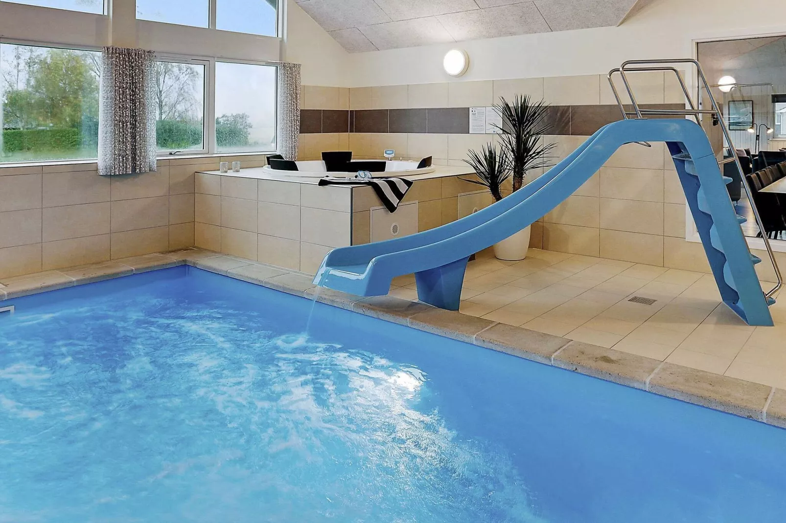 18 person holiday home in Faaborg-Pool