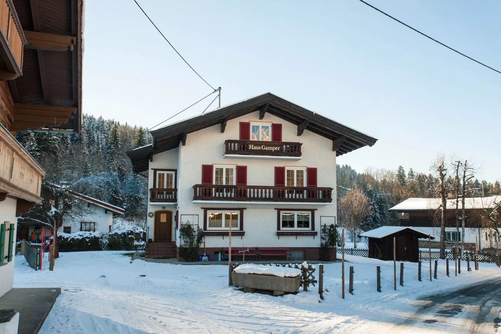 Gamper-Exterior winter