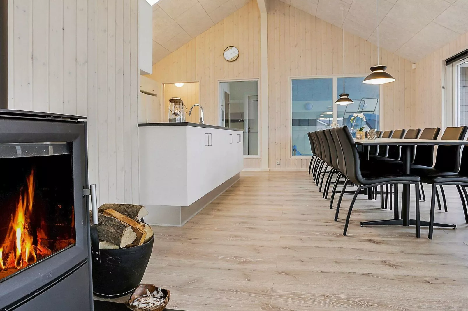 18 person holiday home in Faaborg-Indoor