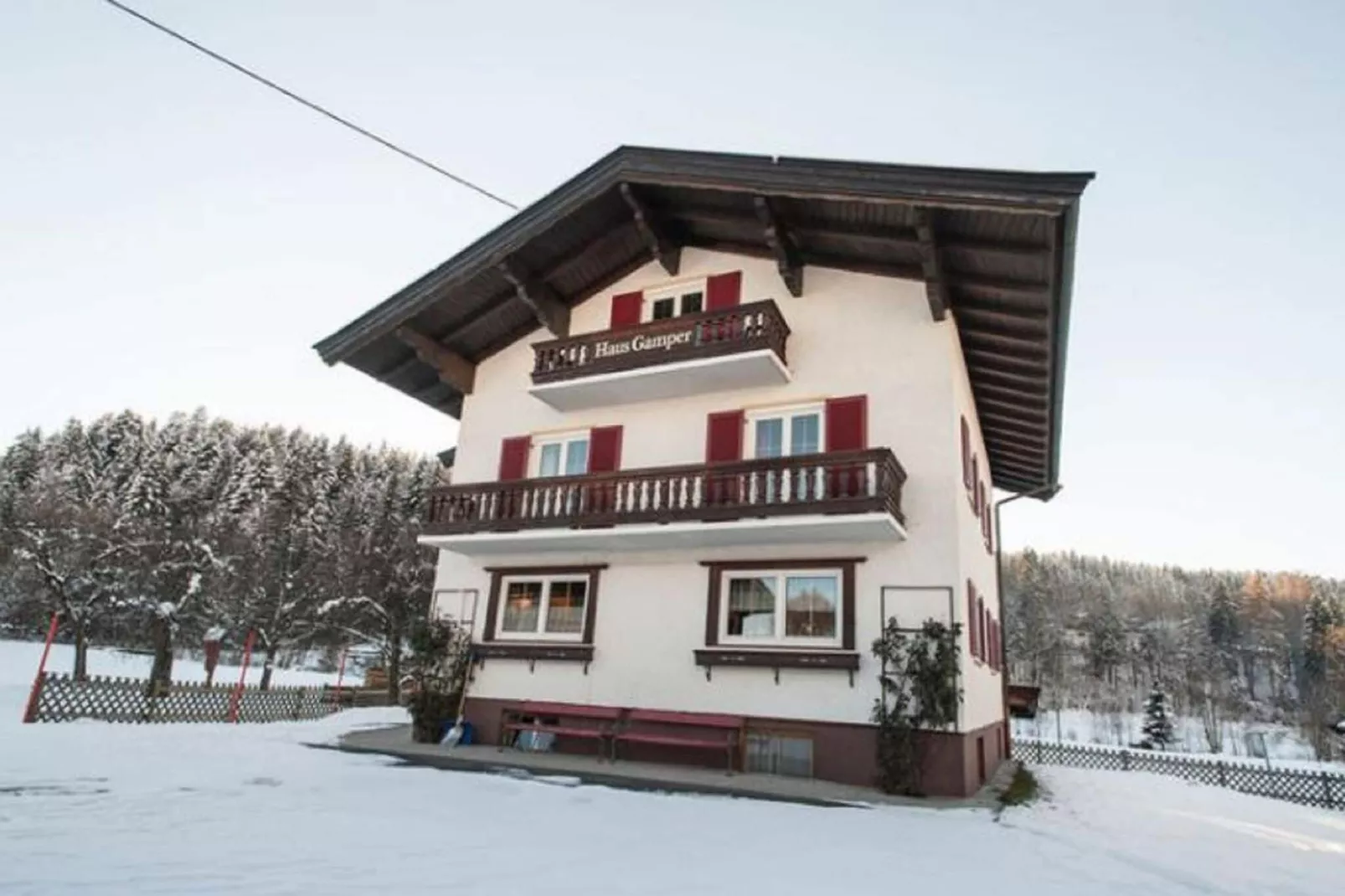 Gamper-Exterior winter