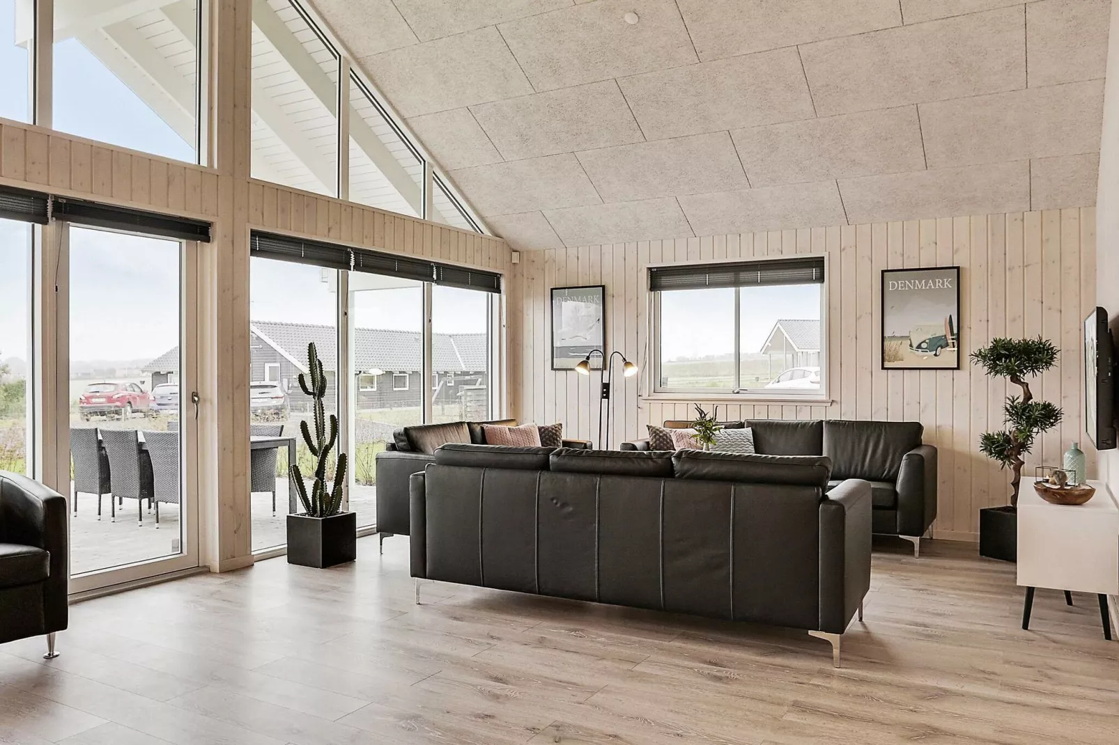 18 person holiday home in Faaborg-Indoor