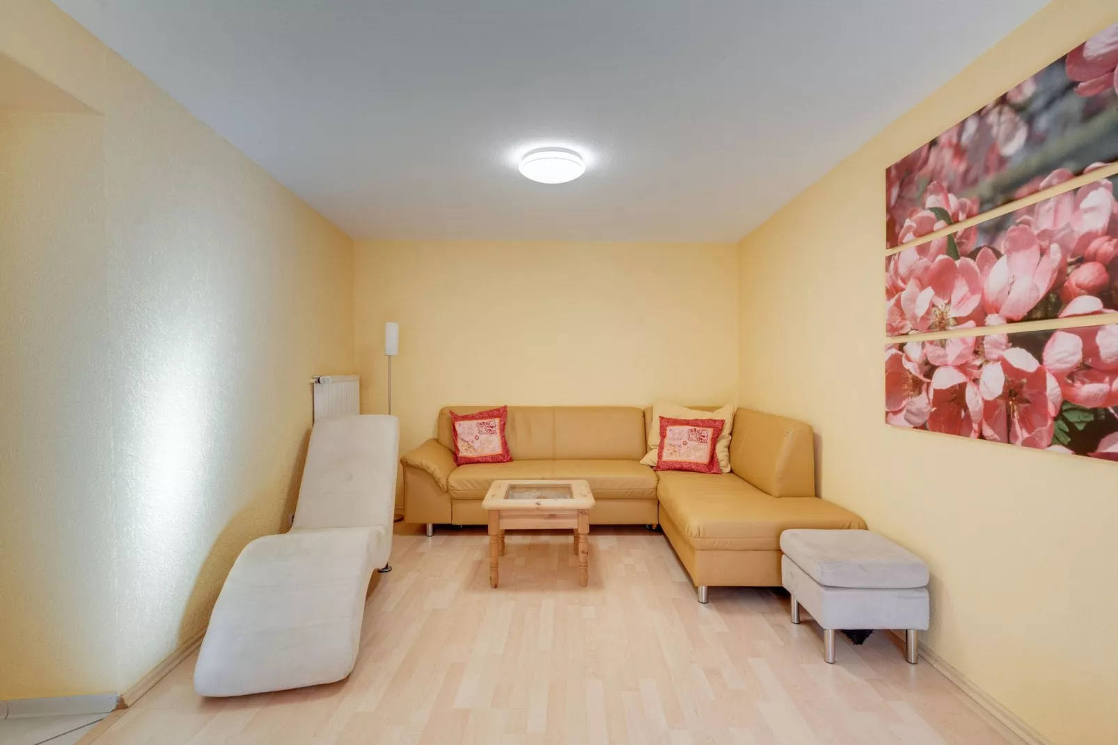 Blume-Living room