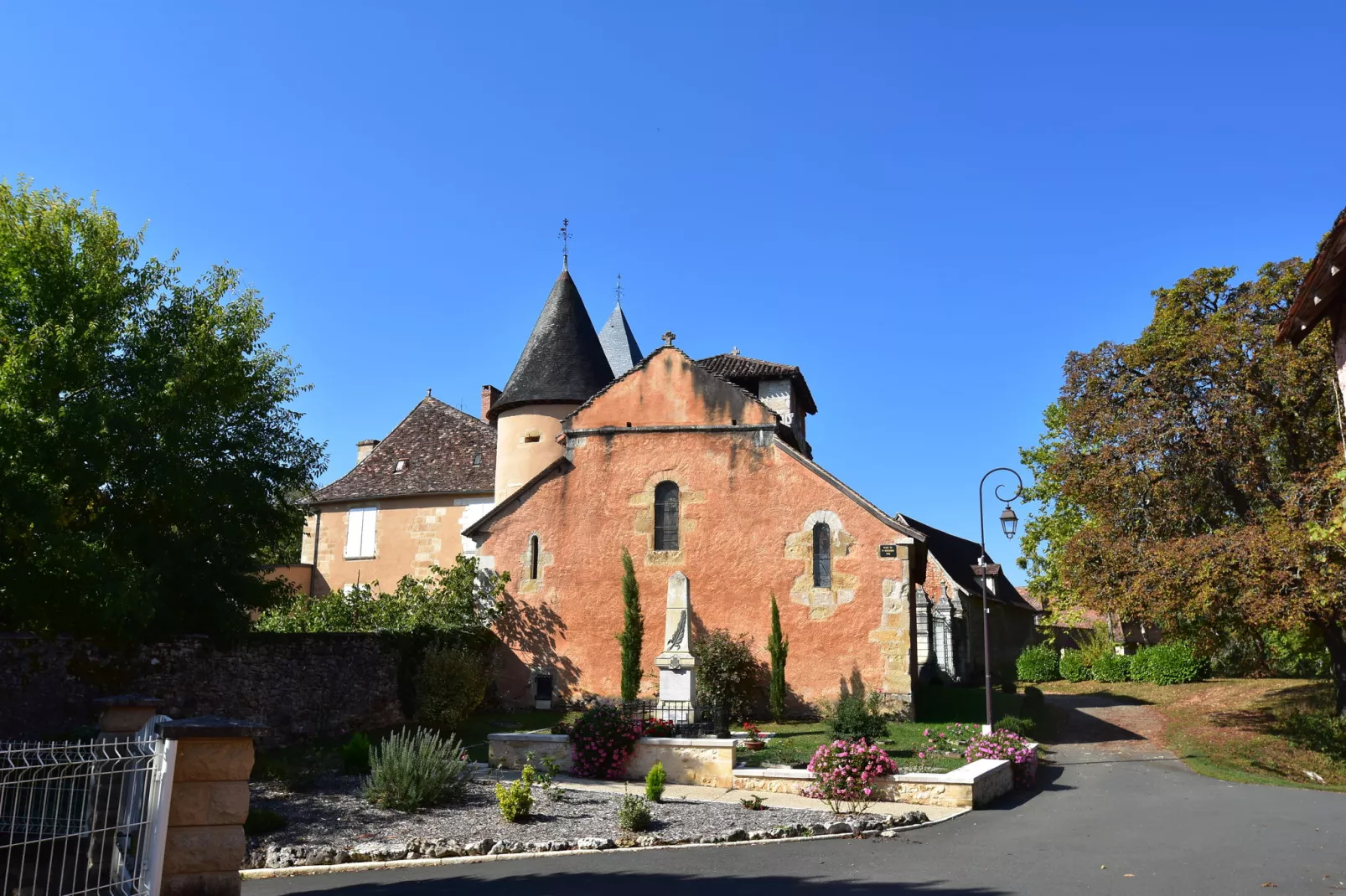 Maison de vacances St Jory las Bloux-Areas summer 5km