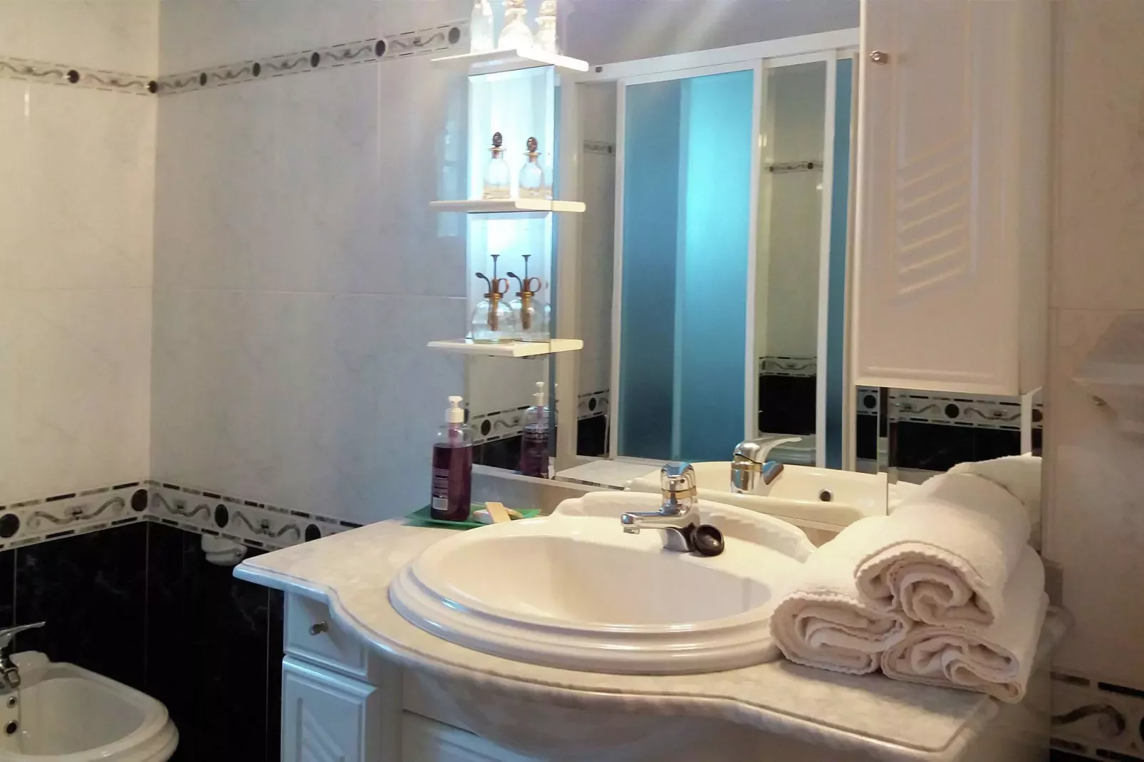 Casa Los Lirios-Bathroom