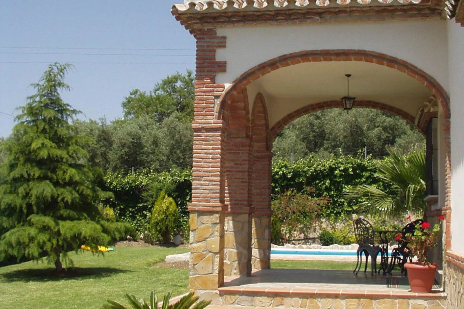 Casa Los Lirios-Gardens summer