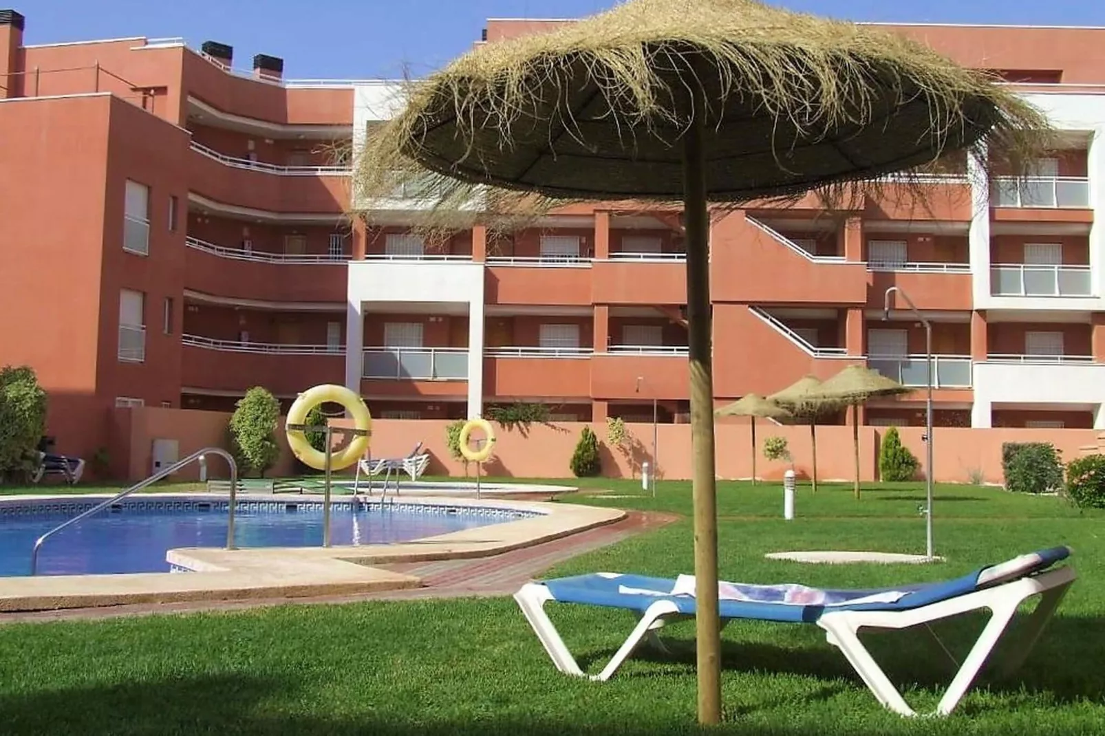 Residencial Mediterraneo-Extérieur été
