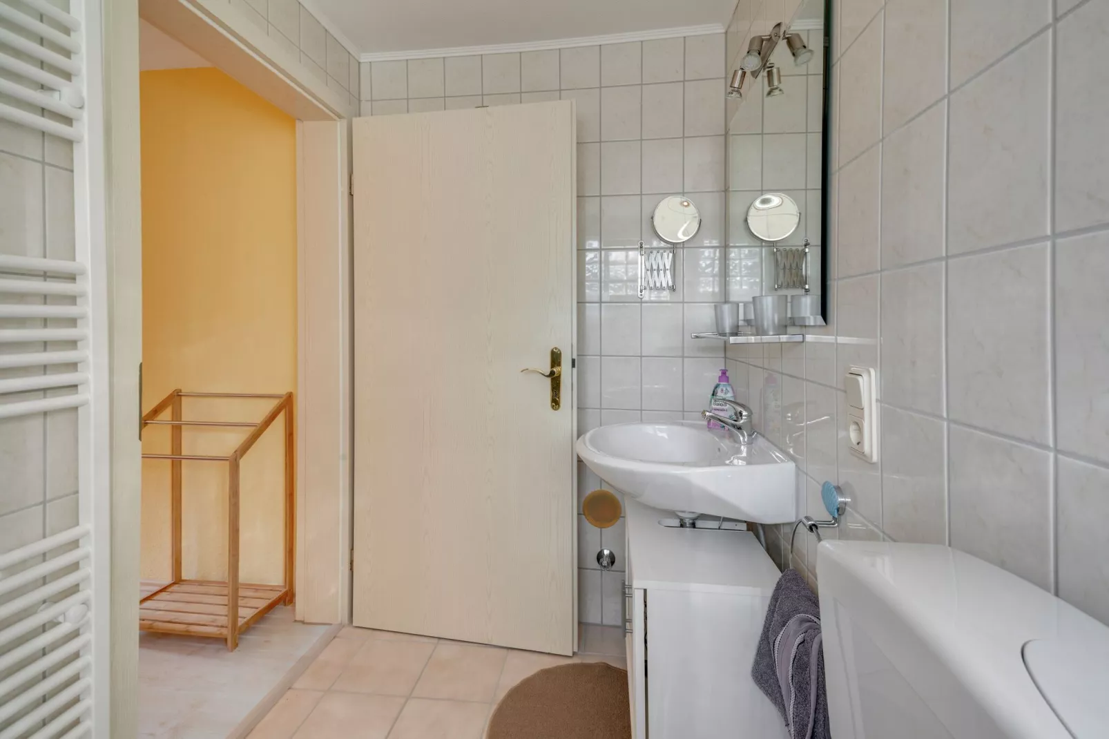 Blume-Bathroom