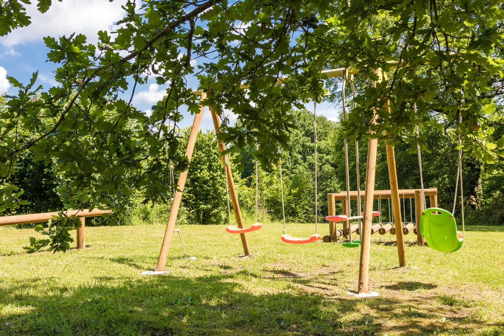 Le Phénix-Facilities