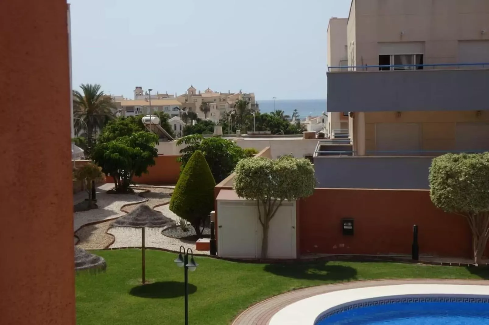 Residencial Mediterraneo-Vue d'été