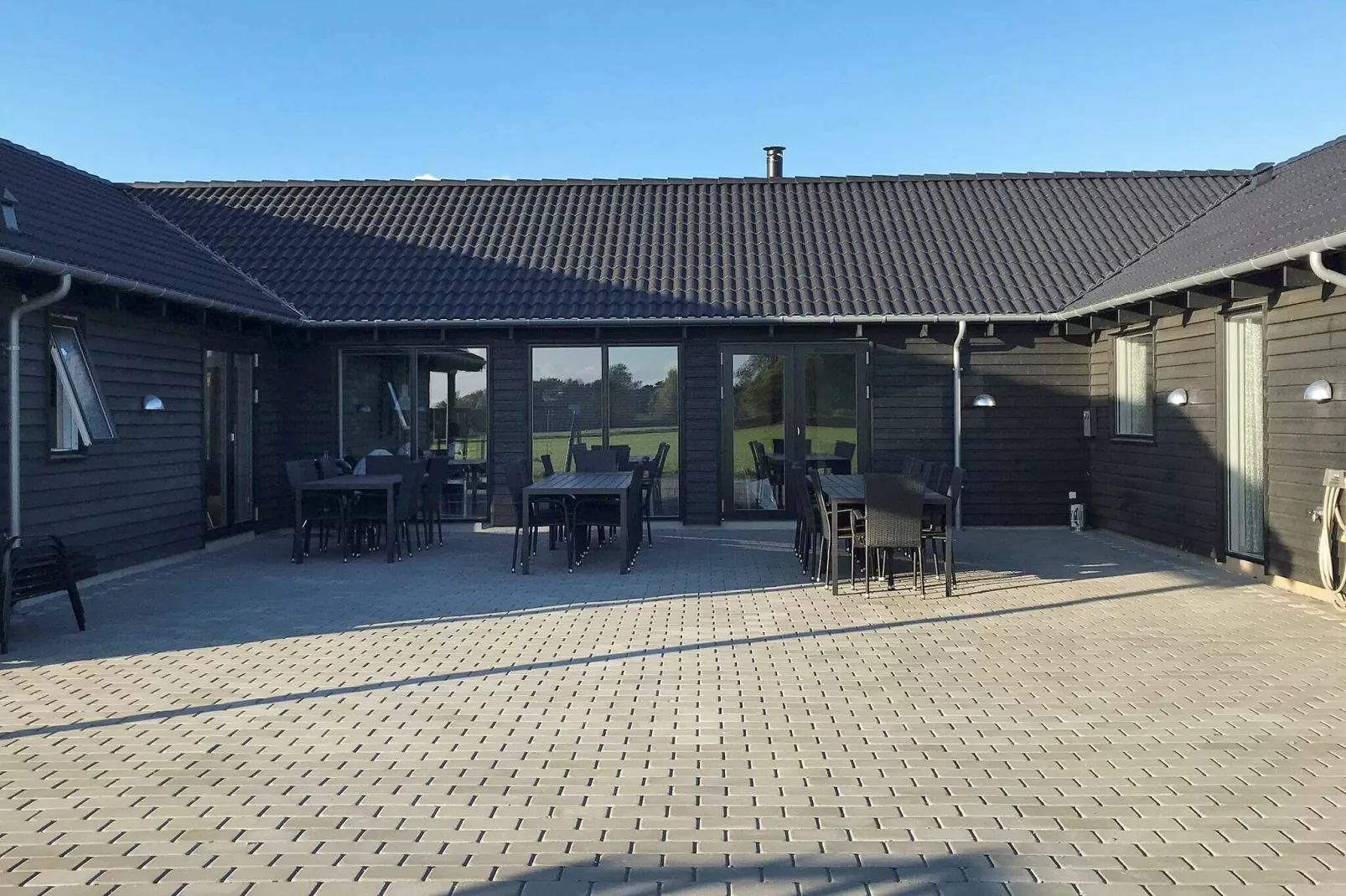 24 Personen Ferienhaus in Stege