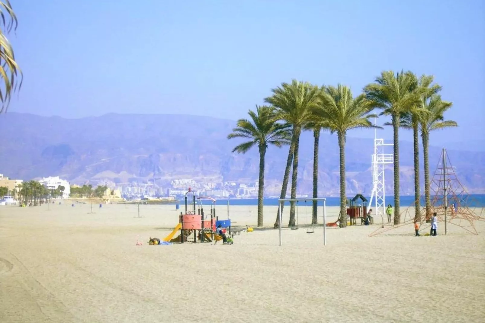 Residencial Mediterraneo-Zones d'été à 5 km