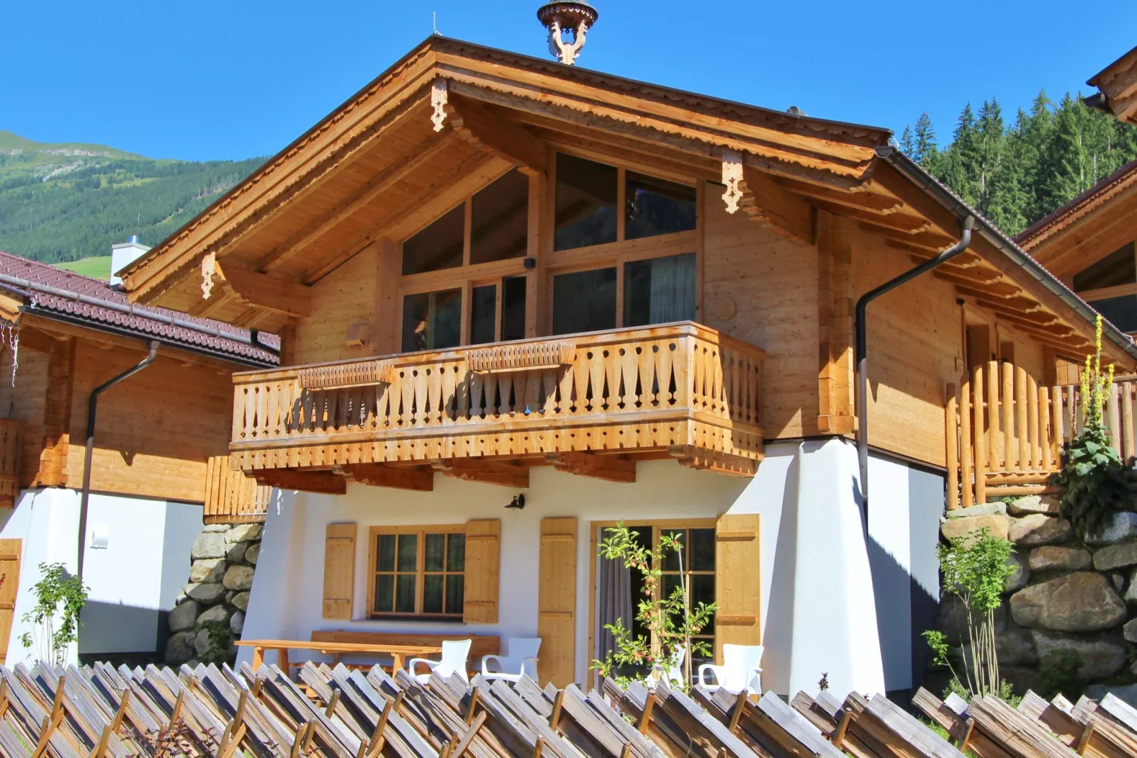 AlpenPura - Chalet Steinbock-Exterior summer