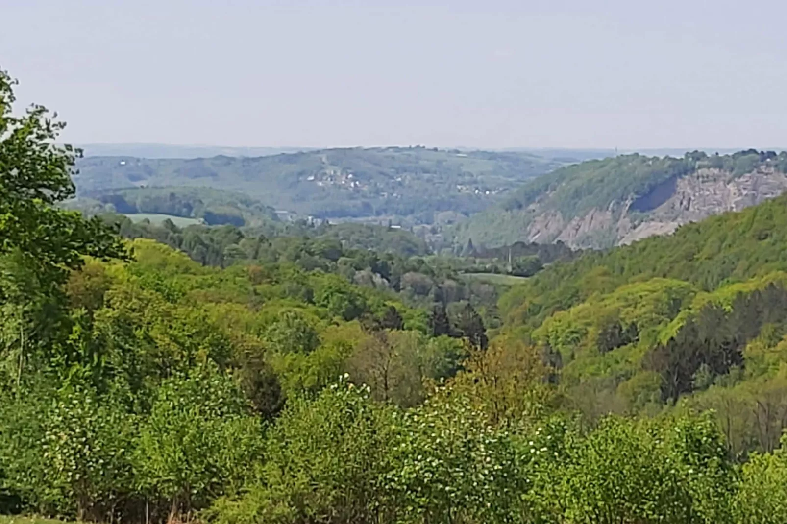 Ardennes Bleu 8 pers maximum-Gebiete Sommer 1 km