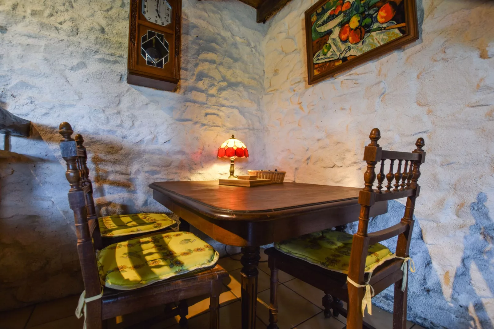 Gite Les Ayes-Dining room