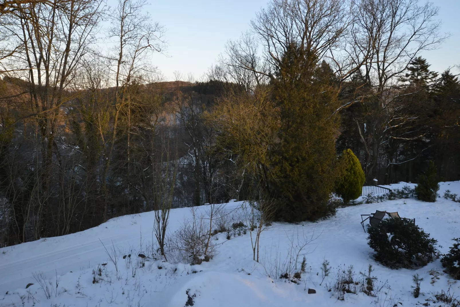 Ferienwohnung Weitblick I und II-View winter