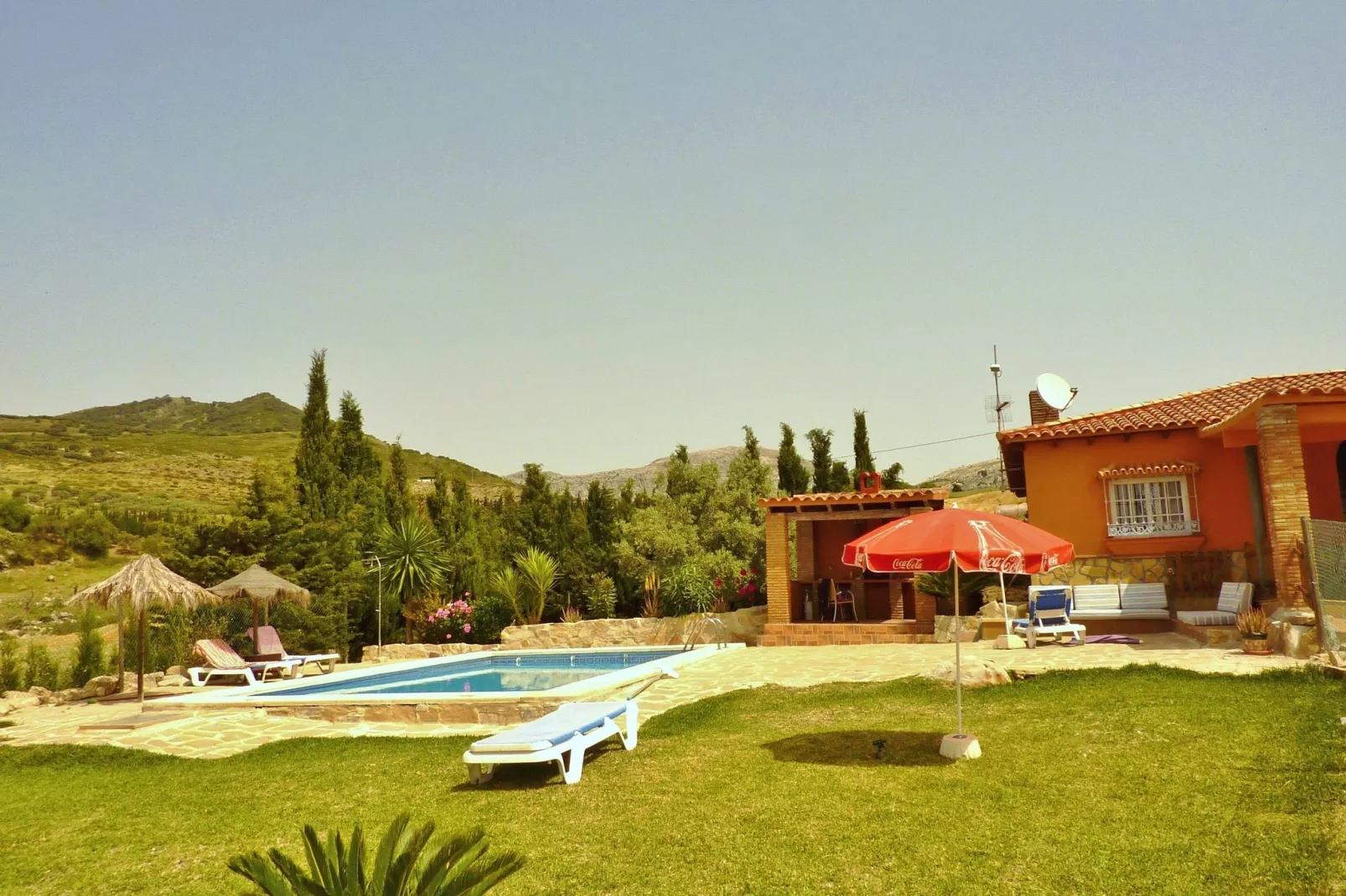 Casa Torrejón-Gardens summer