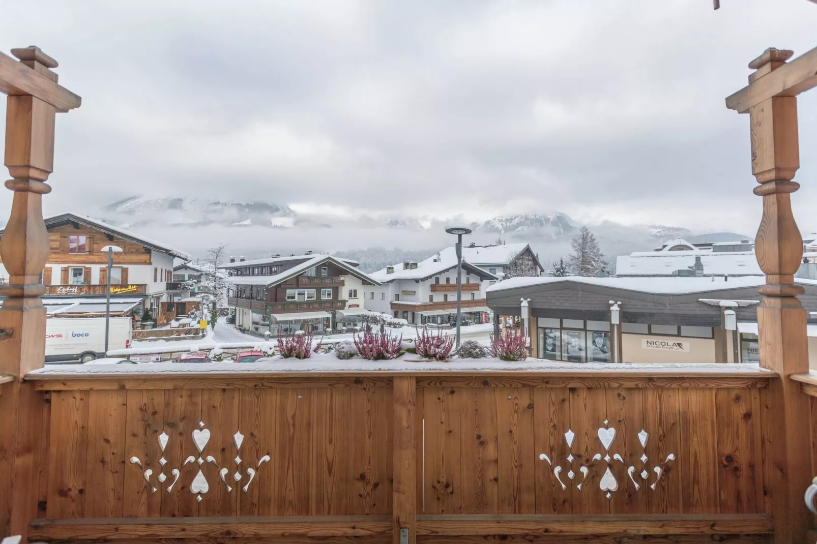 Chalet Kaiserliebe II-Terrace balcony