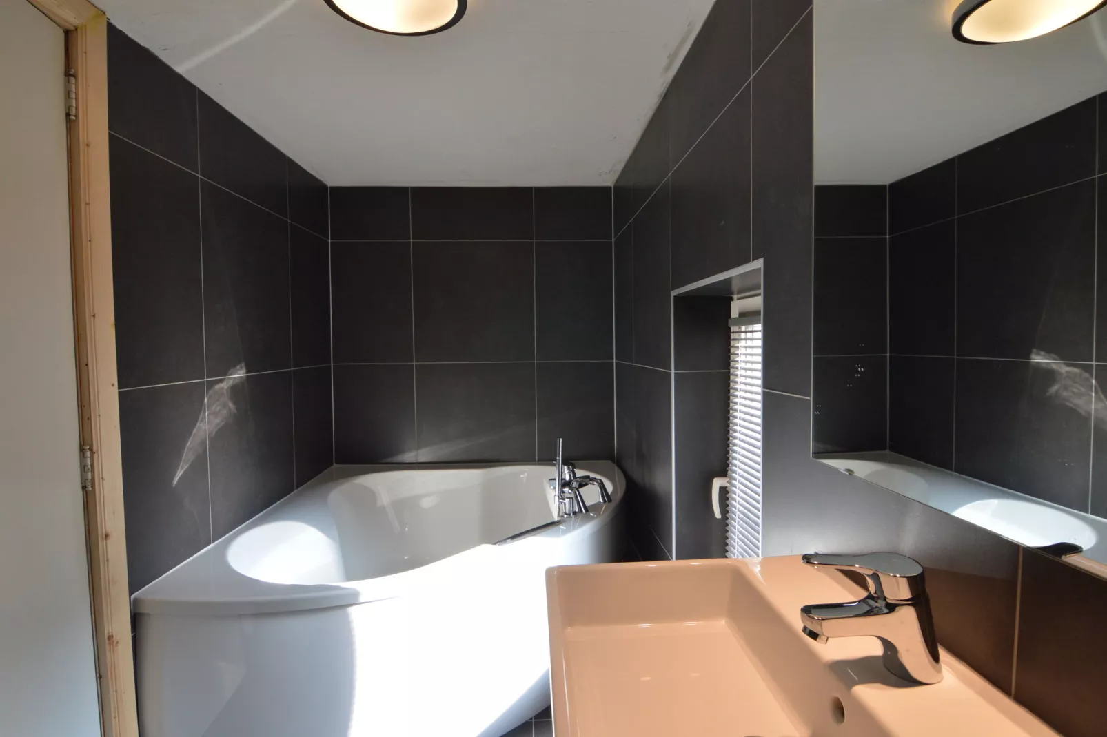 Gite le Marcourt-Bathroom