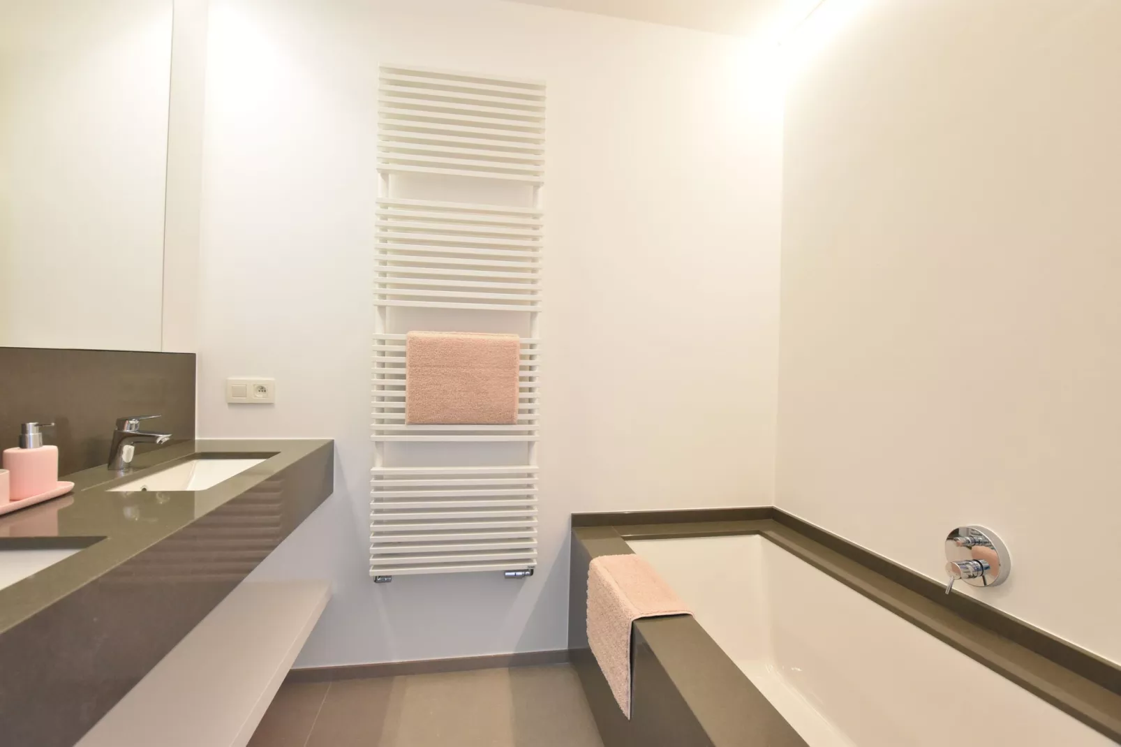 Zilte Rust-Bathroom