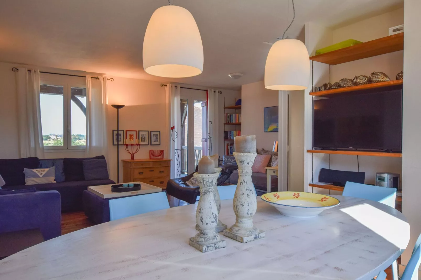 La Tirelire-Living room