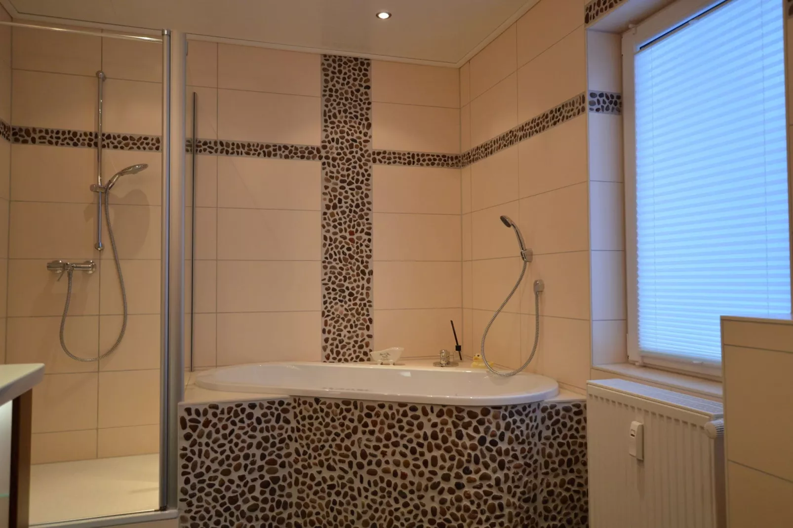 Ferienwohnung Weitblick I und II-Bathroom