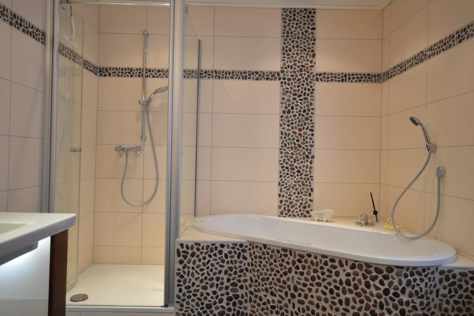 Ferienwohnung Weitblick I und II-Bathroom