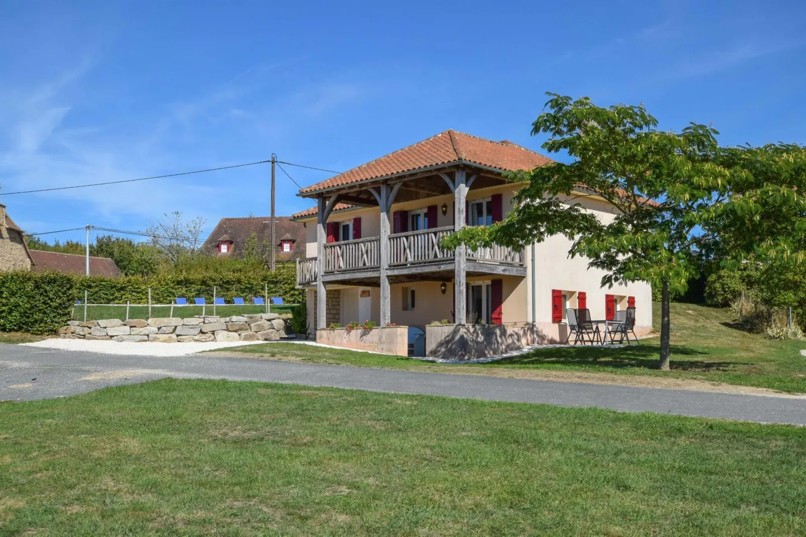 La Tirelire-Gardens summer