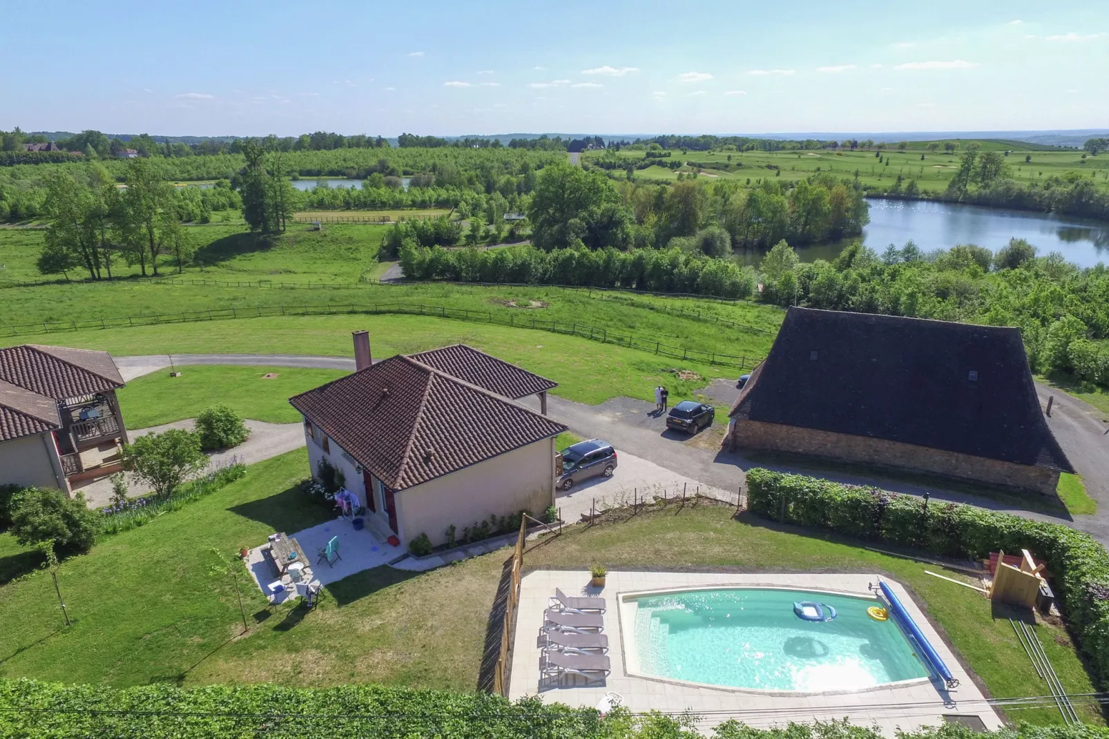 La Tirelire-View summer