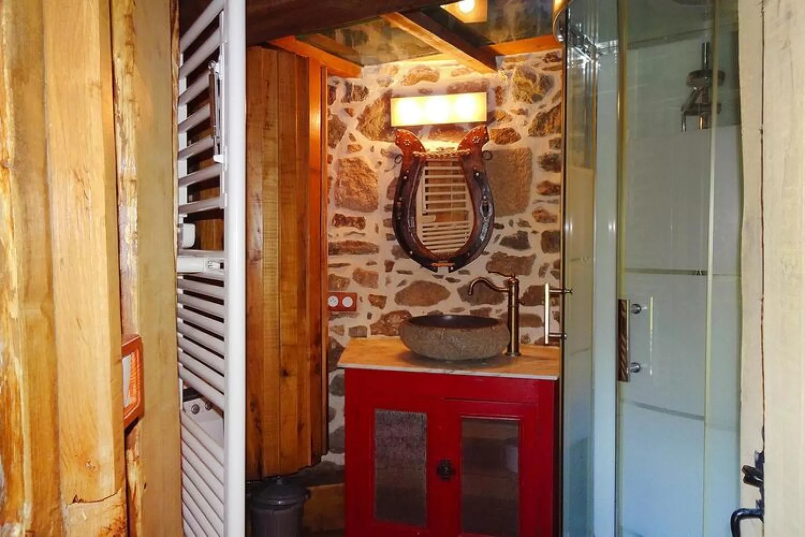 Ancient windmill Gommenec'h-Bathroom