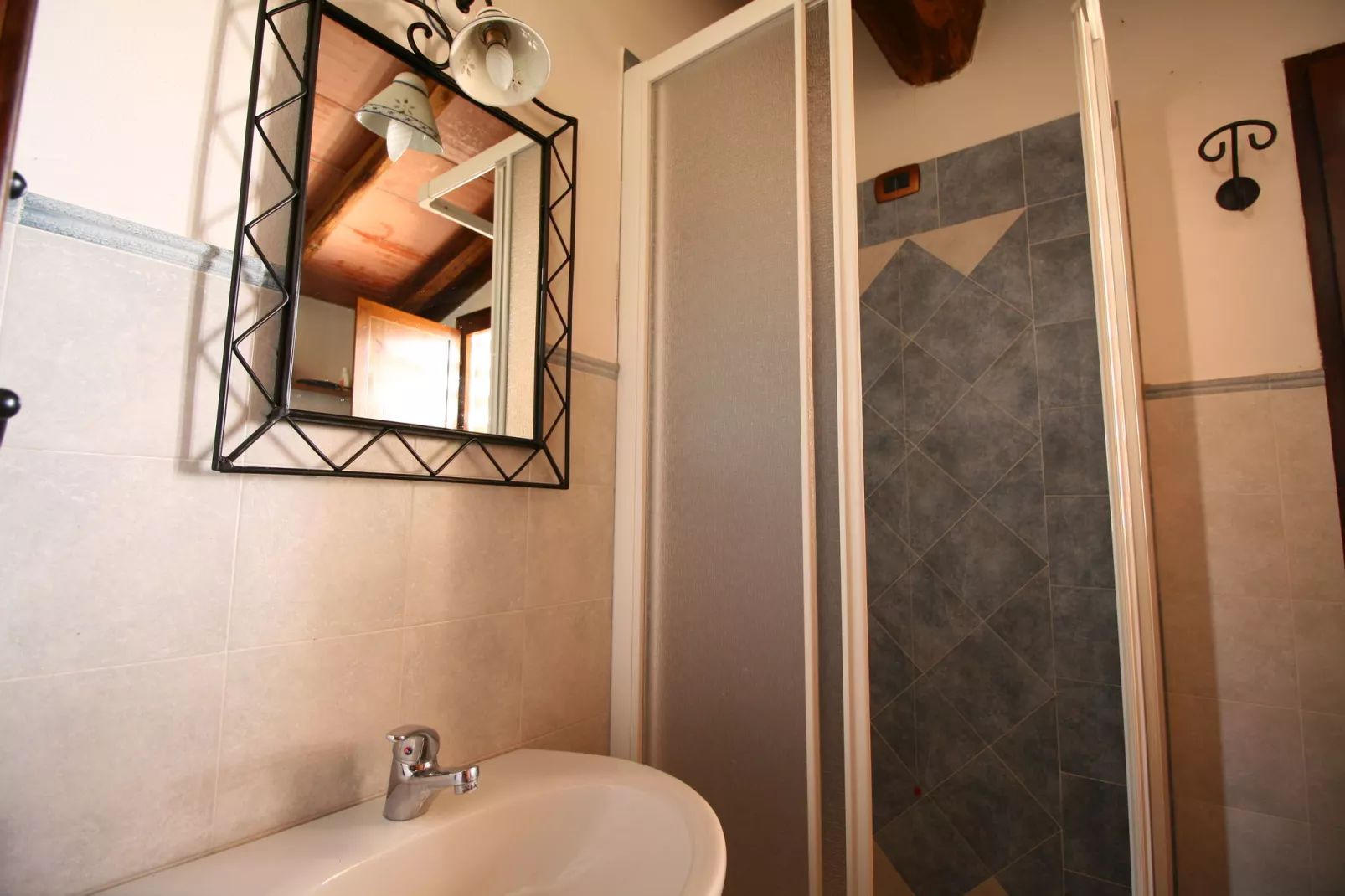 Capanna-Bathroom