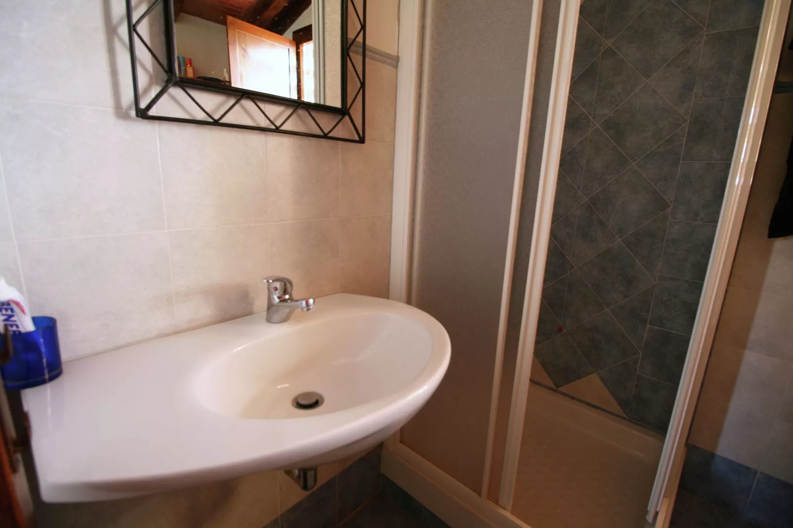 Capanna-Bathroom